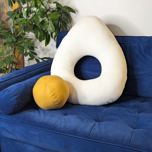 Ollo Pillow in Lazy Egg