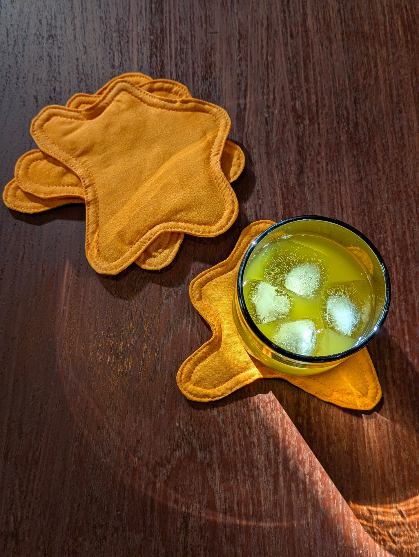 Dessous de verre Bouba en orange et bleu