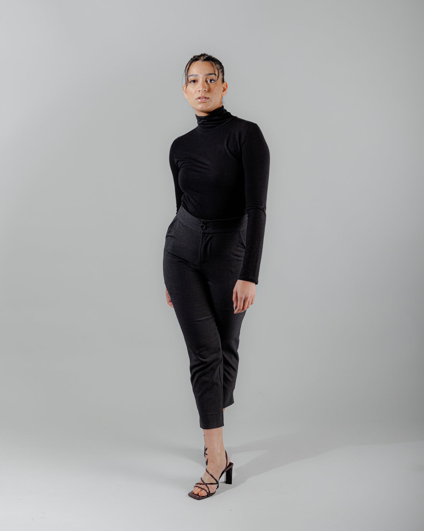 Pantalon Elara en gris