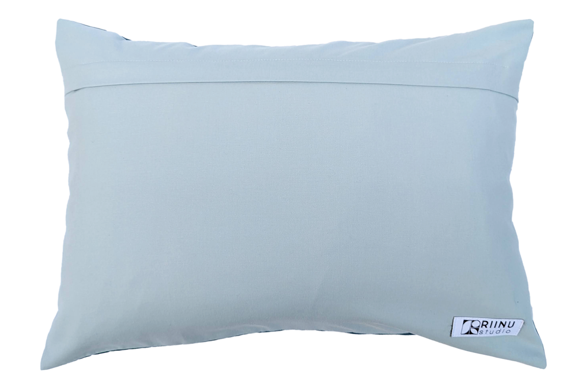 Pillow006