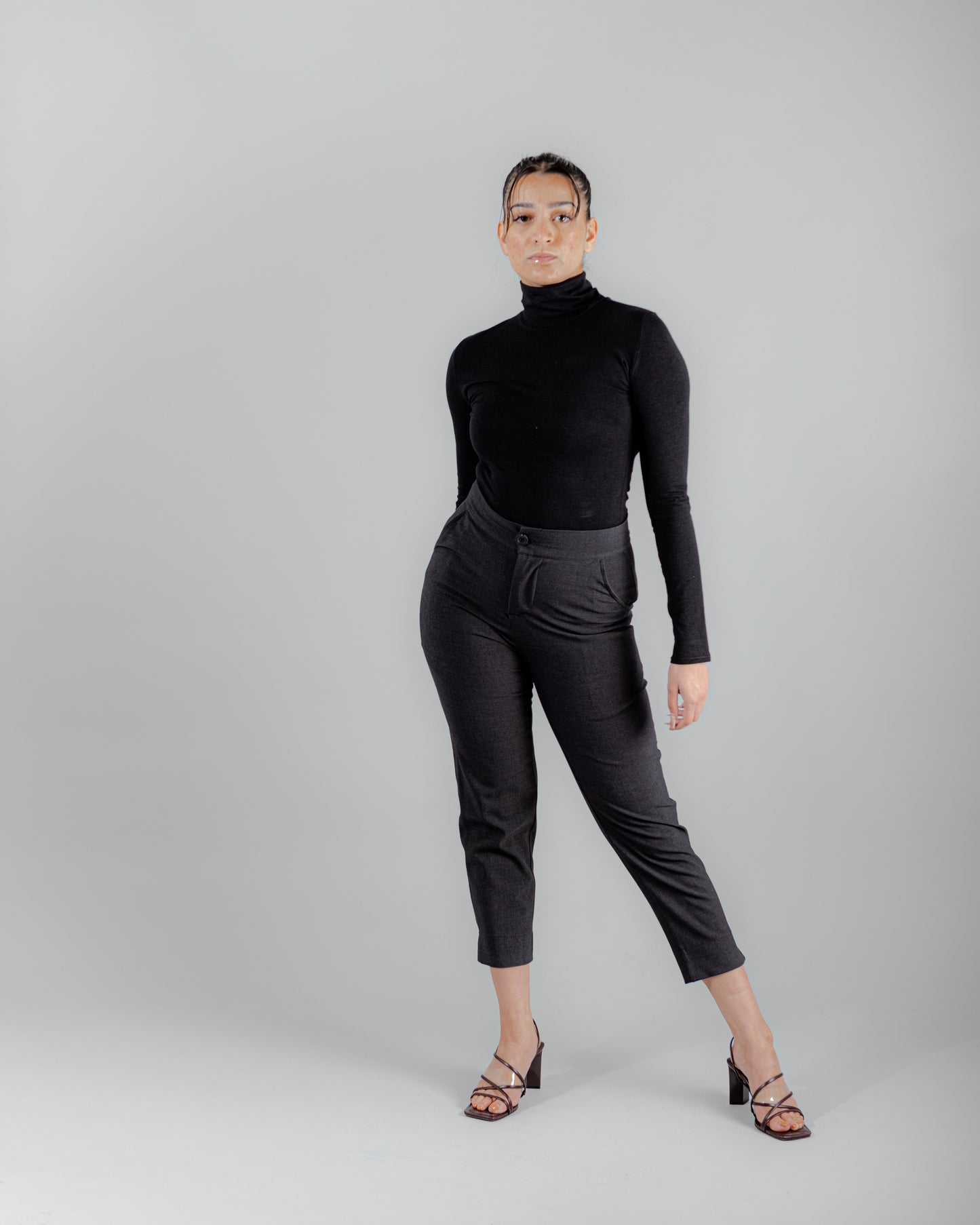 Pantalon Elara en gris