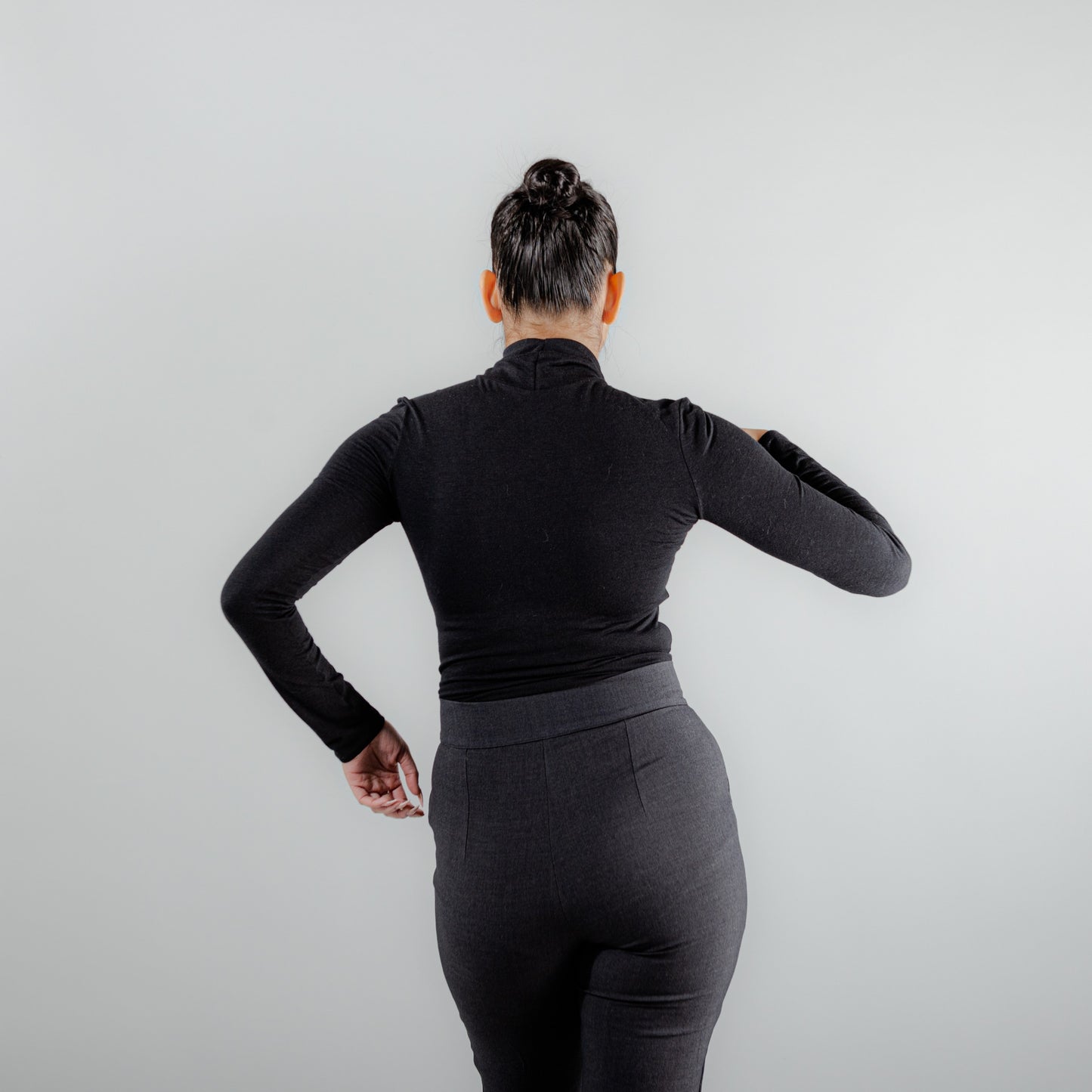 Pantalon Elara en gris